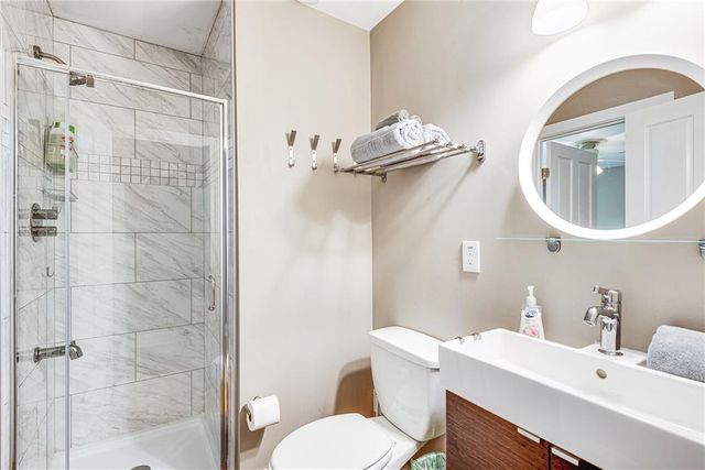 1973 Desmond Drive, Decatur, GA 30033