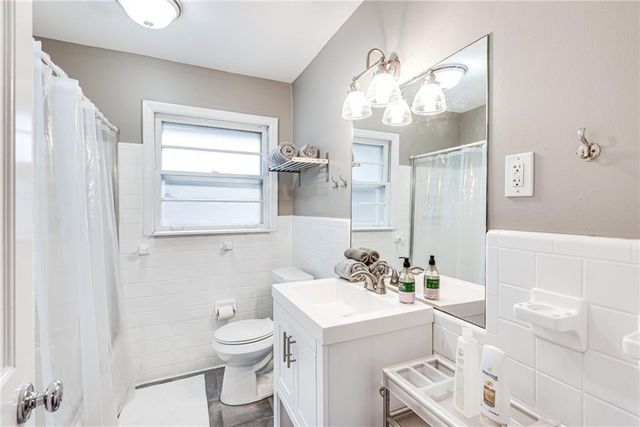 1973 Desmond Drive, Decatur, GA 30033