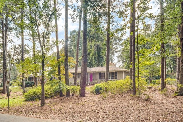 1973 Desmond Drive, Decatur, GA 30033