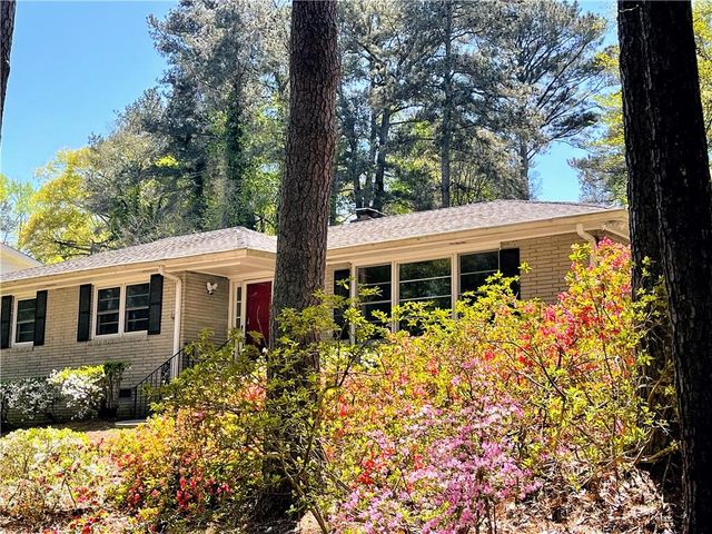 1973 Desmond Drive, Decatur, GA 30033