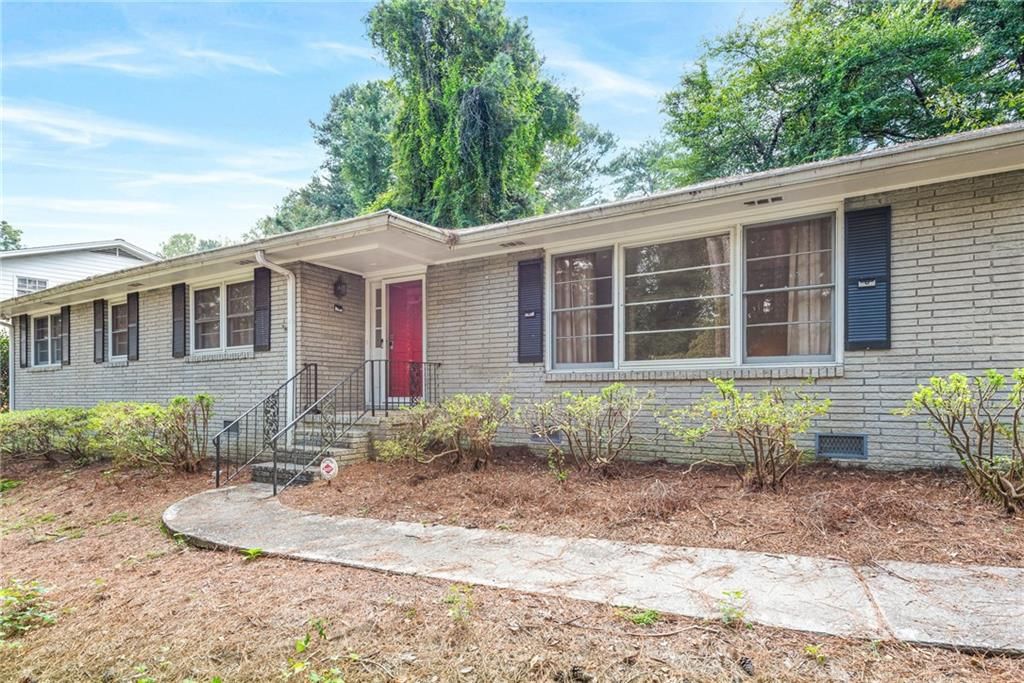 1973 Desmond Drive, Decatur, GA 30033