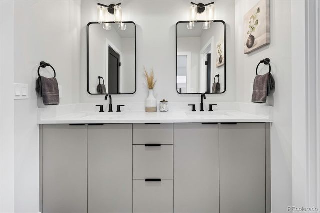 826 Cherry Street 1, Denver, CO 80220