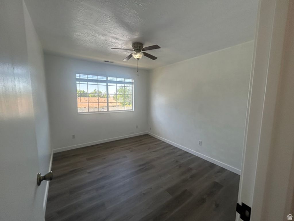 Image 12 of property listing at 70 E 600 S #70, Orem, UT 84058
