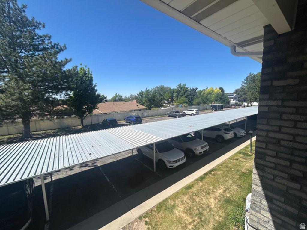 Image 20 of property listing at 70 E 600 S #70, Orem, UT 84058
