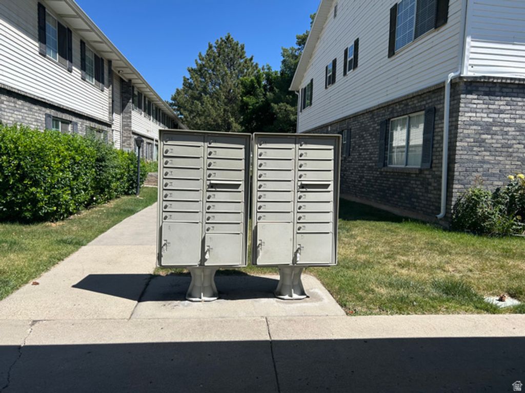 Image 24 of property listing at 70 E 600 S #70, Orem, UT 84058