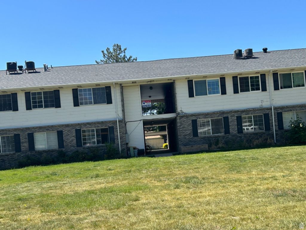 Image 29 of property listing at 70 E 600 S #70, Orem, UT 84058