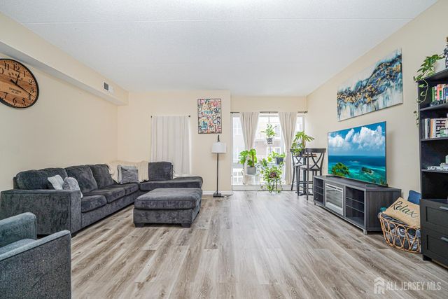 358 Rector Street 308, Perth Amboy, NJ 08861
