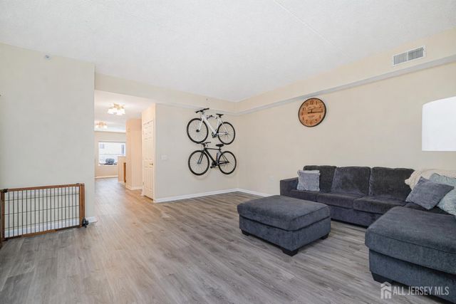 358 Rector Street 308, Perth Amboy, NJ 08861