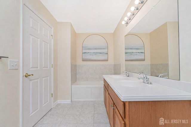 358 Rector Street 308, Perth Amboy, NJ 08861