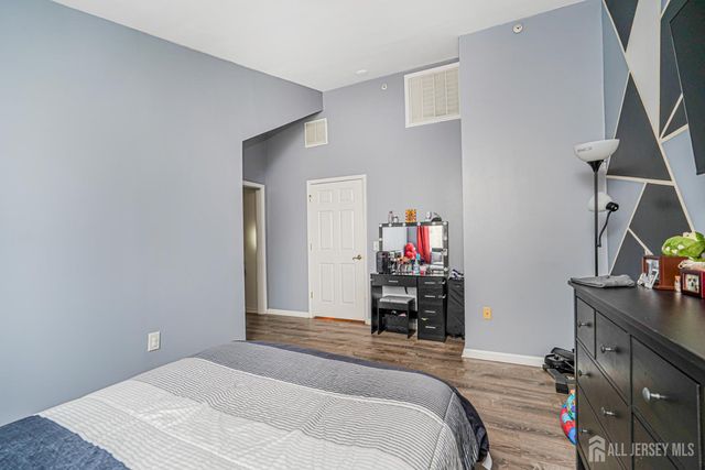 358 Rector Street 308, Perth Amboy, NJ 08861