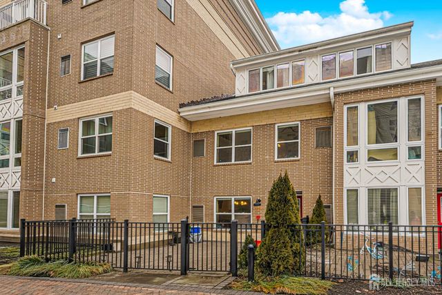 358 Rector Street 308, Perth Amboy, NJ 08861