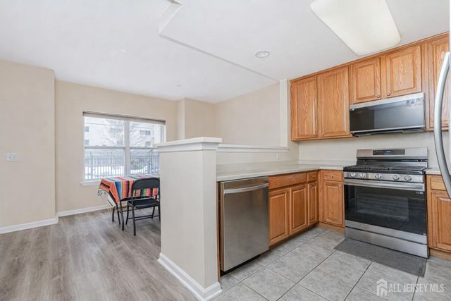 358 Rector Street 308, Perth Amboy, NJ 08861