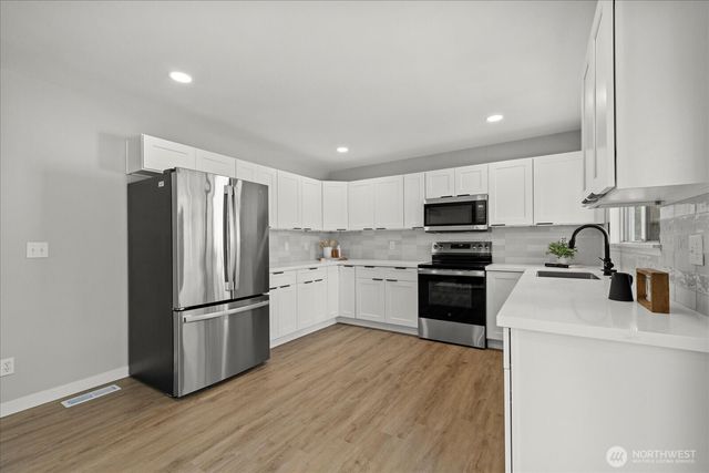 16531 120th Avenue SE, Renton, WA 98058