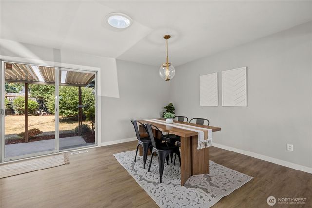 16531 120th Avenue SE, Renton, WA 98058