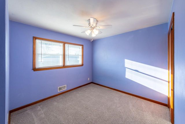 1934 Mars AVENUE, Racine, WI 53404