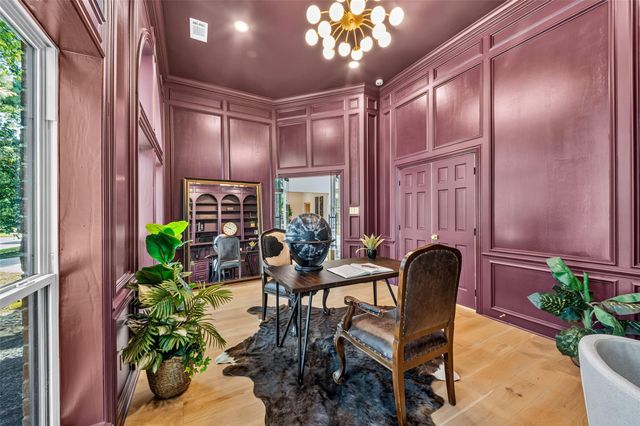 46 Pebble Cove Drive, The Woodlands, TX 77381