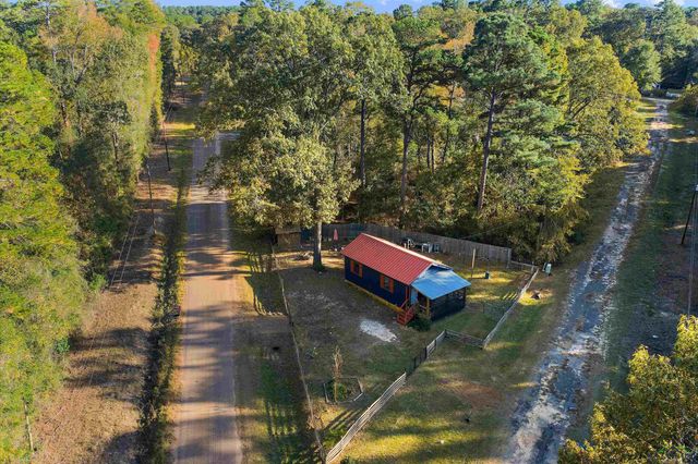 200 Dogwood Rd, Jefferson, TX 75657