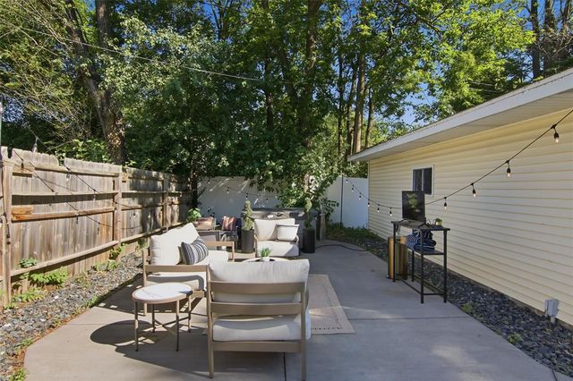 616 Truax Boulevard, Eau Claire, WI 54703