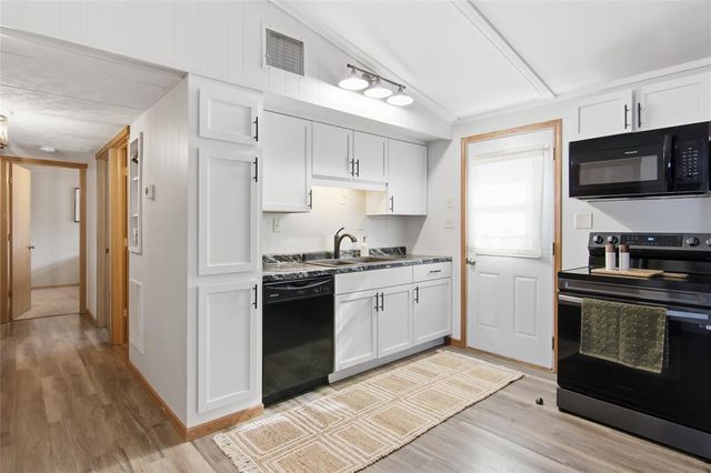 616 Truax Boulevard, Eau Claire, WI 54703