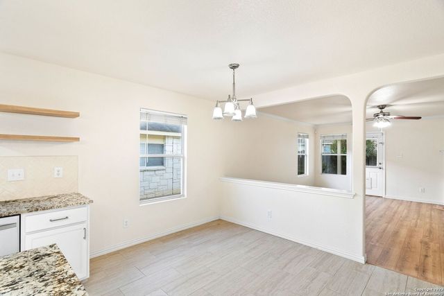 911 RUSTIC CACTUS, San Antonio, TX 78260