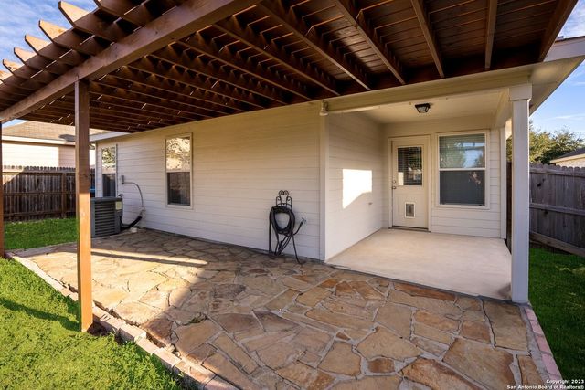 911 RUSTIC CACTUS, San Antonio, TX 78260