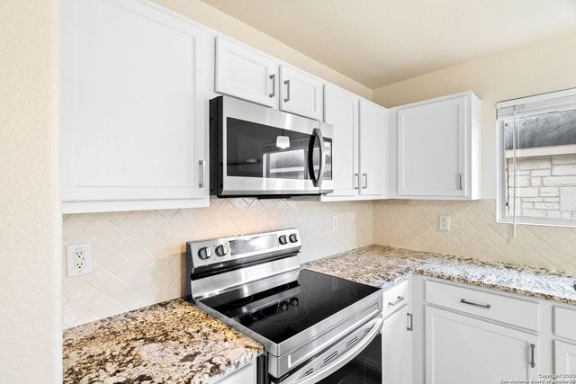 911 RUSTIC CACTUS, San Antonio, TX 78260