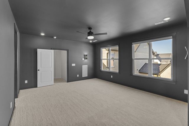 8081 Atlee Ct, College Grove, TN 37046