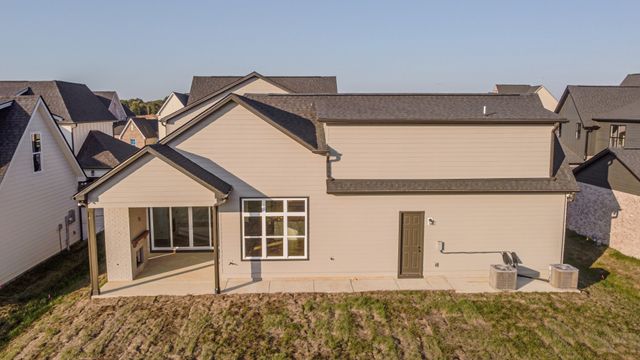 8081 Atlee Ct, College Grove, TN 37046