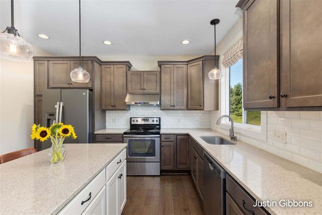 3159 Silver Fir Court, Holland, MI 49424