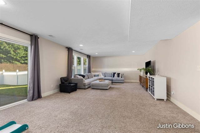 3159 Silver Fir Court, Holland, MI 49424
