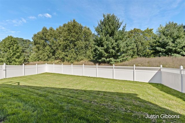 3159 Silver Fir Court, Holland, MI 49424