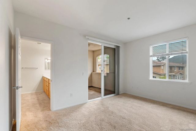 13021 Evening Creek Dr S 21, San Diego, CA 92128