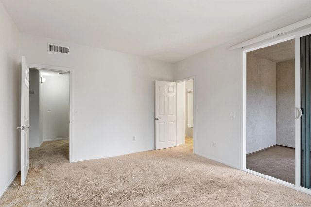 13021 Evening Creek Dr S 21, San Diego, CA 92128