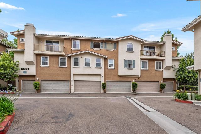 13021 Evening Creek Dr S 21, San Diego, CA 92128