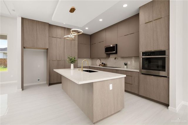 9119 N 25th Street, Mcallen, TX 78504