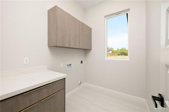 9119 N 25th Street, Mcallen, TX 78504