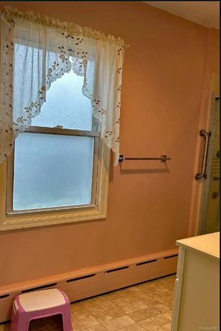 9 Inwood Avenue, Selden, NY 11784