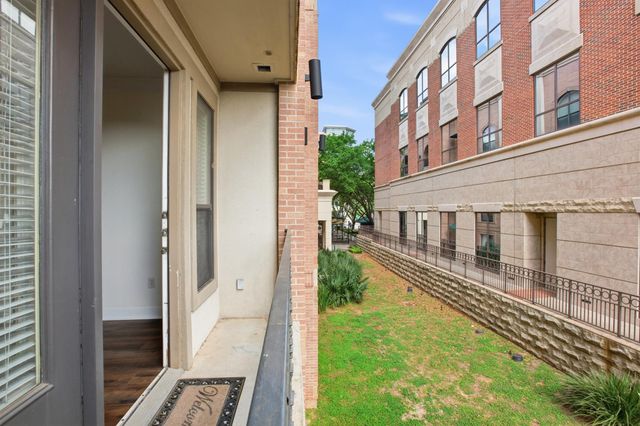 2299 Lone Star Drive 233, Sugar Land, TX 77479