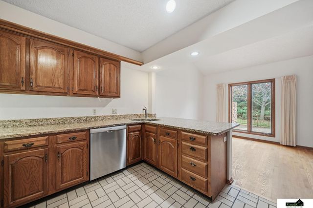 8309 Carriage Hill Court, Lincoln, NE 68510