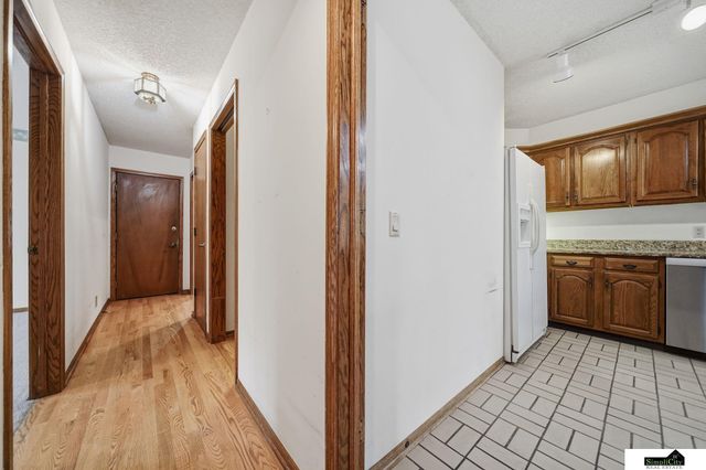 8309 Carriage Hill Court, Lincoln, NE 68510