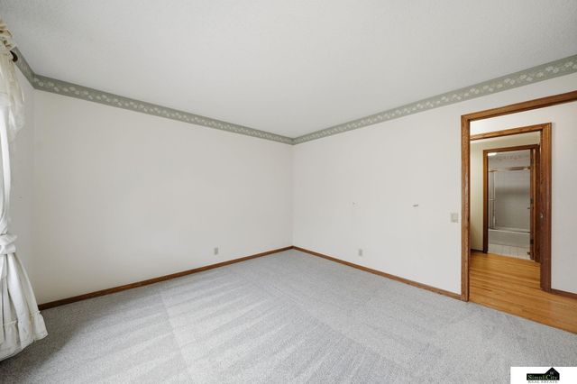 8309 Carriage Hill Court, Lincoln, NE 68510