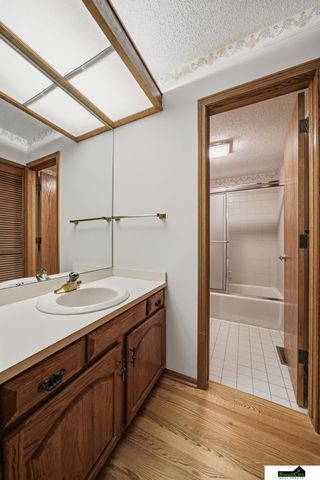 8309 Carriage Hill Court, Lincoln, NE 68510