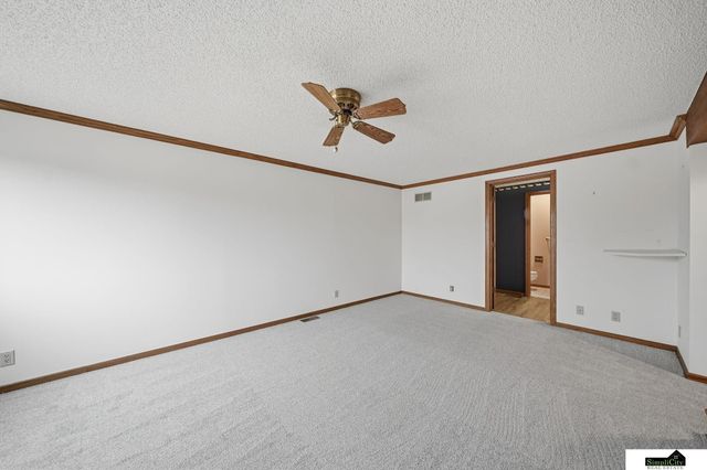 8309 Carriage Hill Court, Lincoln, NE 68510