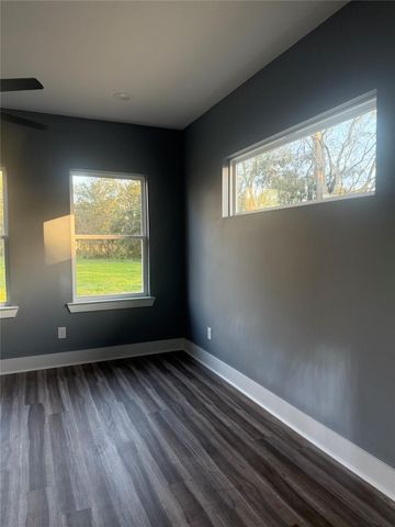1755 Amelia, Beaumont, TX 77707