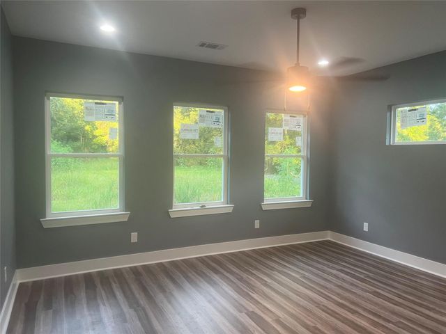 1755 Amelia, Beaumont, TX 77707