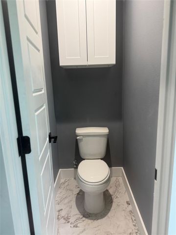 1755 Amelia, Beaumont, TX 77707