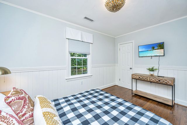 1128 Carter Avenue, Mount Pleasant, SC 29464