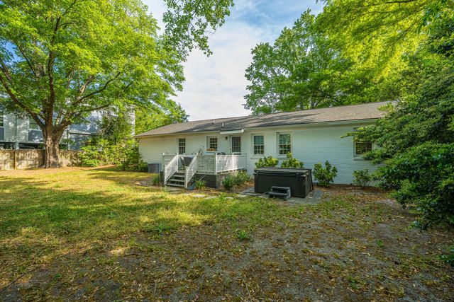 1128 Carter Avenue, Mount Pleasant, SC 29464