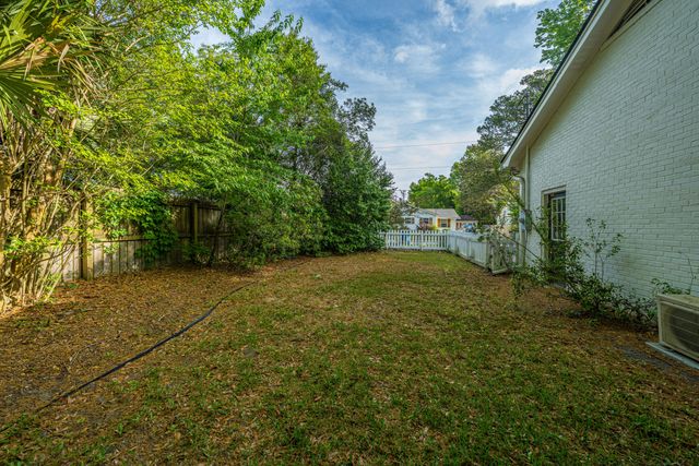1128 Carter Avenue, Mount Pleasant, SC 29464