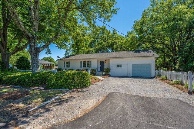 1128 Carter Avenue, Mount Pleasant, SC 29464